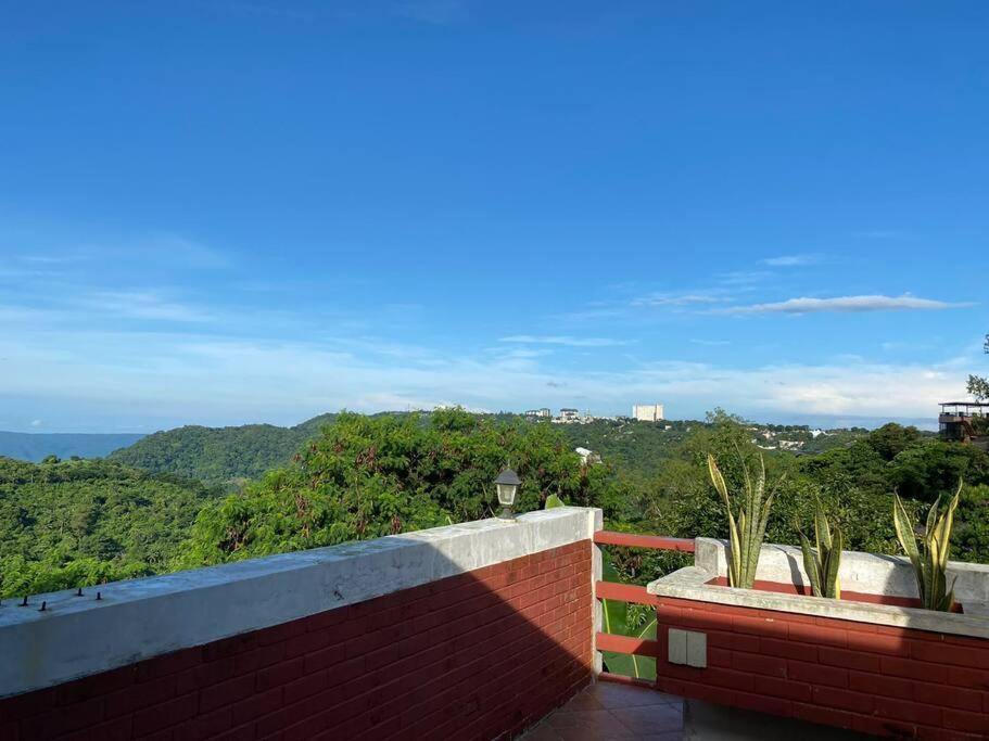 Cozy, Relaxing Suite With Private Bathtub & Kitchen Tagaytay City Buitenkant foto